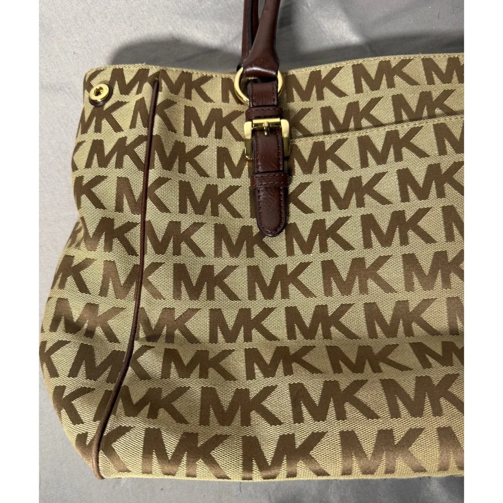 Michael Kors Monogram Jacquard Tote Bag Brown Beige Leather Trim Gold Hardware - Picture 7 of 12